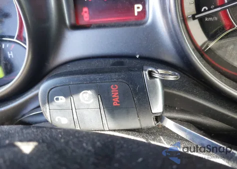 2020 Dodge Journey Crossroad z USA, uszkodzony, nr VIN 3C4PDCGB6LT248496